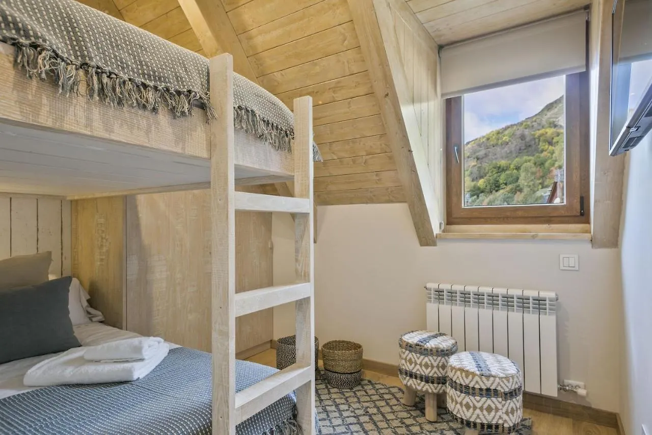 Luderna - Duplex Serradet Gessa Spain